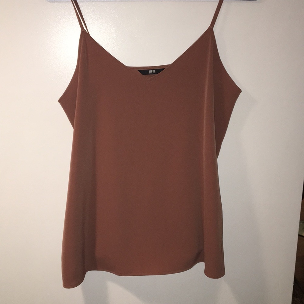 Uniqlo Mauve tank top